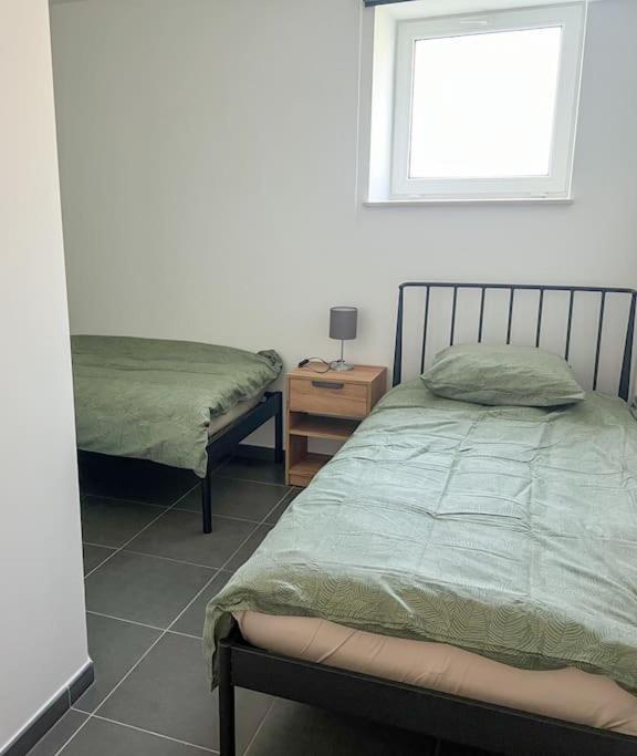 Charmant Logement Brugelette Proche De Pairi Daiza Exteriör bild